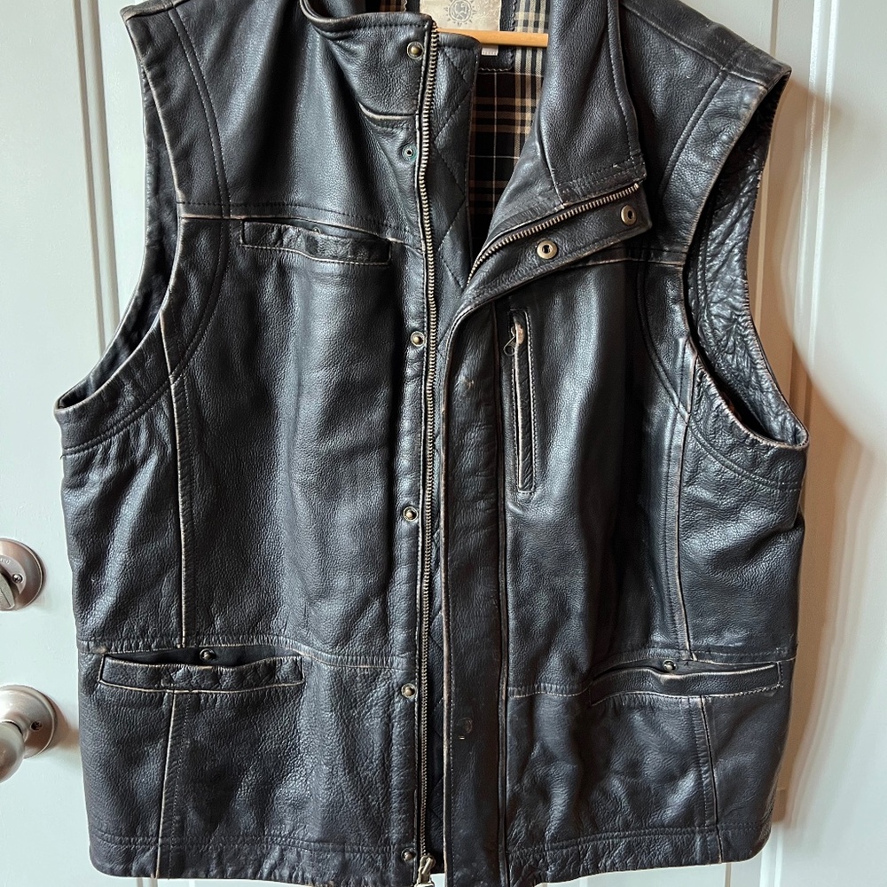 Mens Territory Ahead Leather Moto Vest, XL